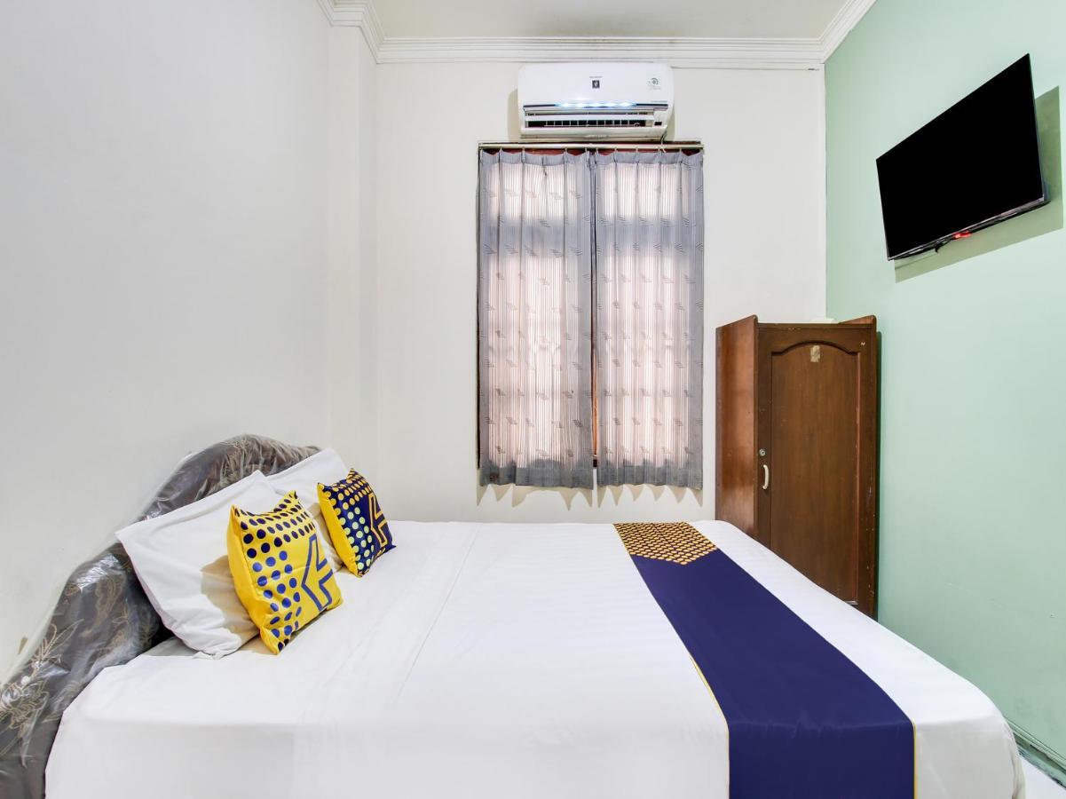 Spot On 91908 Wigati Hotel