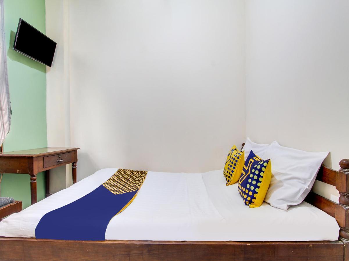 Spot On 91908 Wigati Hotel Surakarta (Solo)